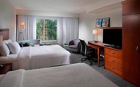 Courtyard By Marriott Fort Lauderdale Airport & Cruise Port