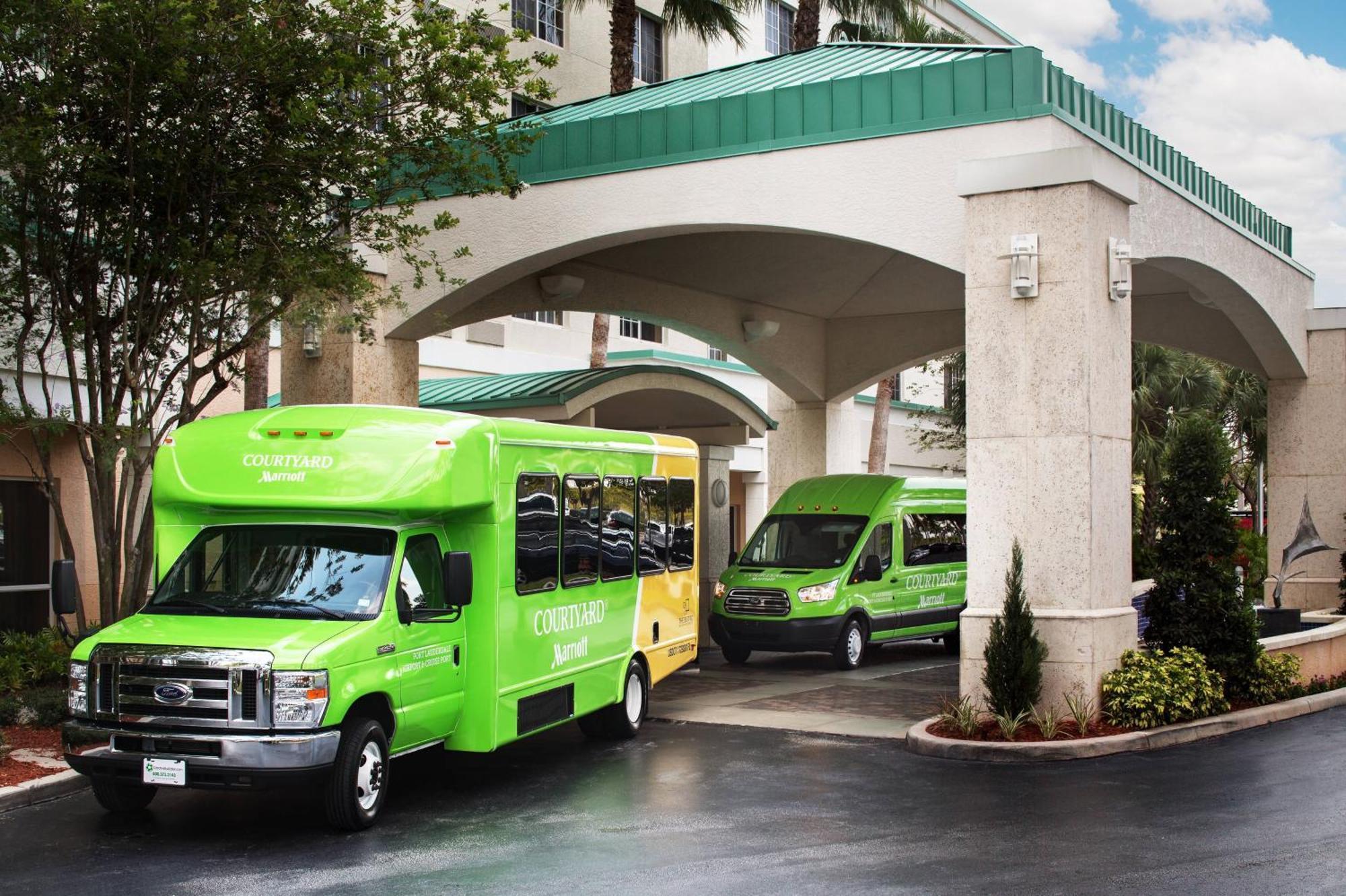 Courtyard By Marriott Fort Lauderdale Airport & Cruise Port Hotel Dania Beach Exterior photo