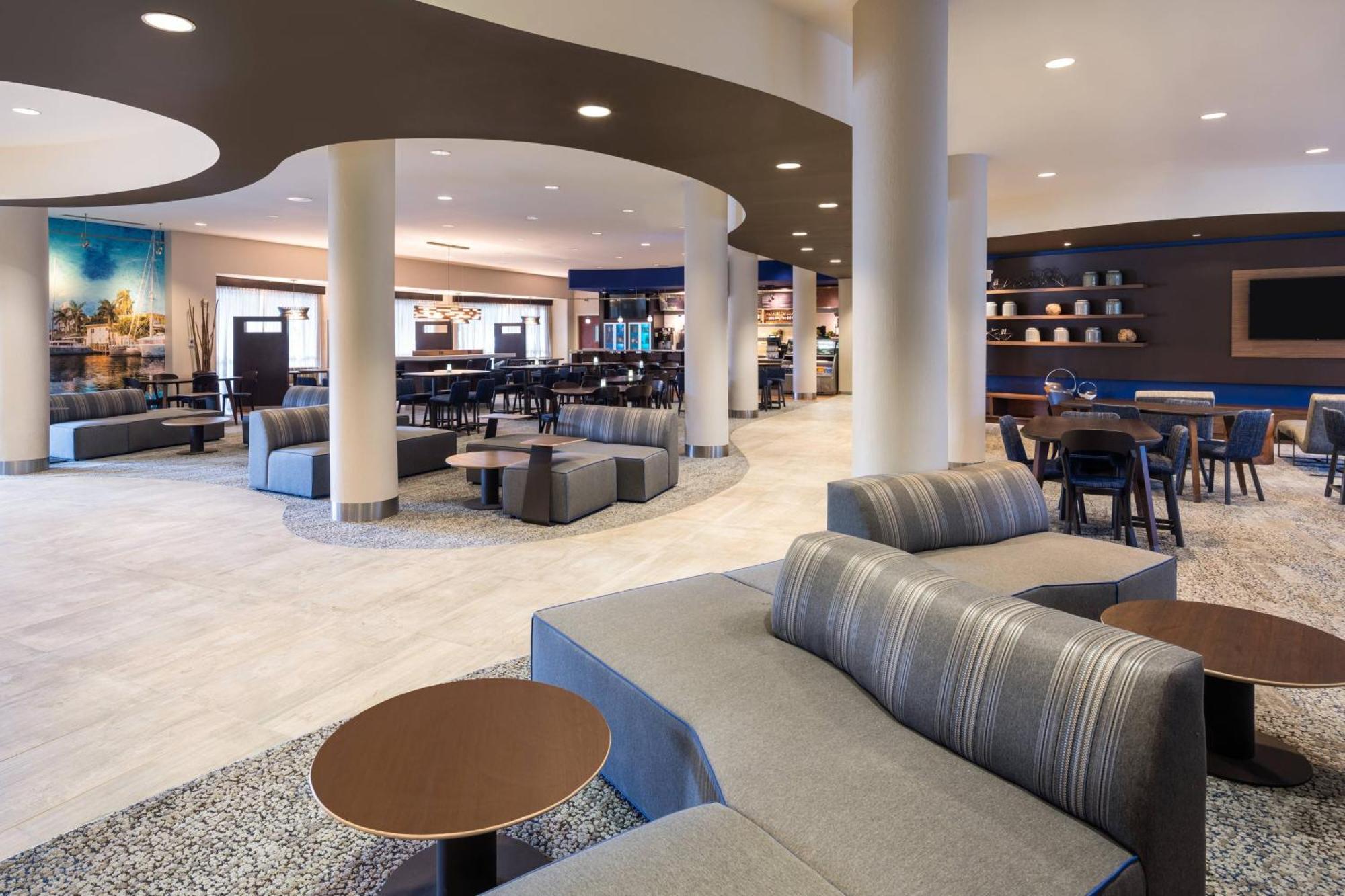 Courtyard By Marriott Fort Lauderdale Airport & Cruise Port Dania Beach Exterior photo
